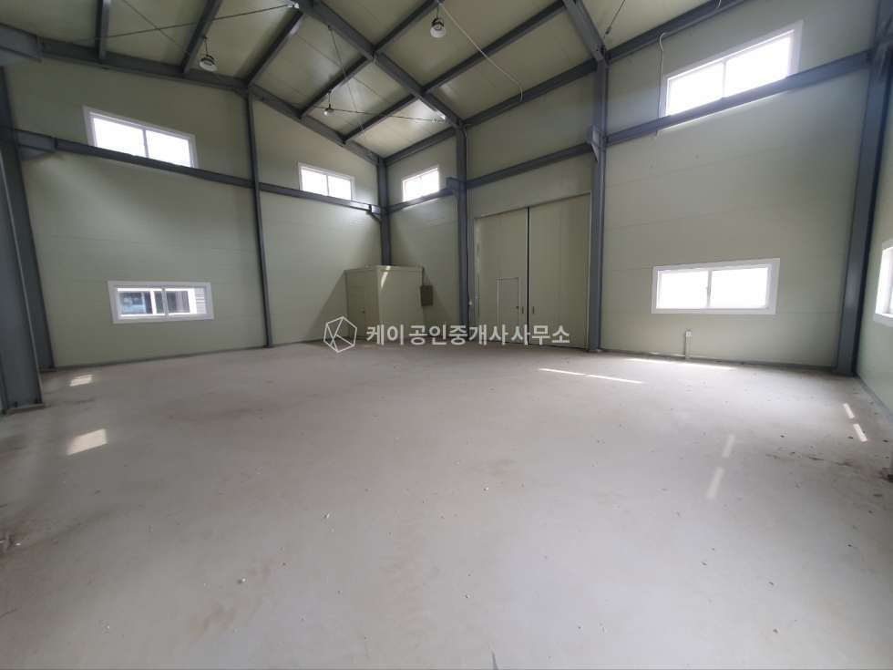 경기 김포시 하성면 원산리 가동 2종근생 건40평, 단독마당, 20kw, 층고 8.4m, 귀한 소형창고 매매 매물번호 11893 사진 3