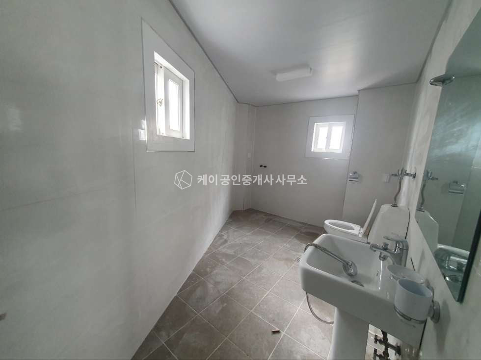 경기 김포시 통진읍 귀전리 1동 신축, 1층 39평+ 2층 21평 / 2층 테라스+폴딩도어, 2종근생 매매 매물번호 11897 사진 4