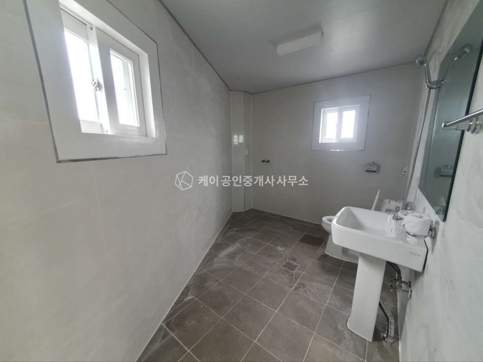 경기 김포시 통진읍 귀전리 1동 신축, 1층 39평+ 2층 21평 / 2층 테라스+폴딩도어, 2종근생 매매 매물번호 11897 사진 11