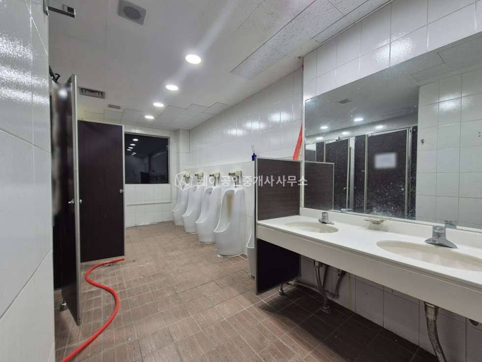 경기 양주시 남면 신산리 600평 1층 통임대, 넓은공동마당,오수직관,클린시설,대형차량,서양주IC14분 월세 매물번호 11902 사진 7
