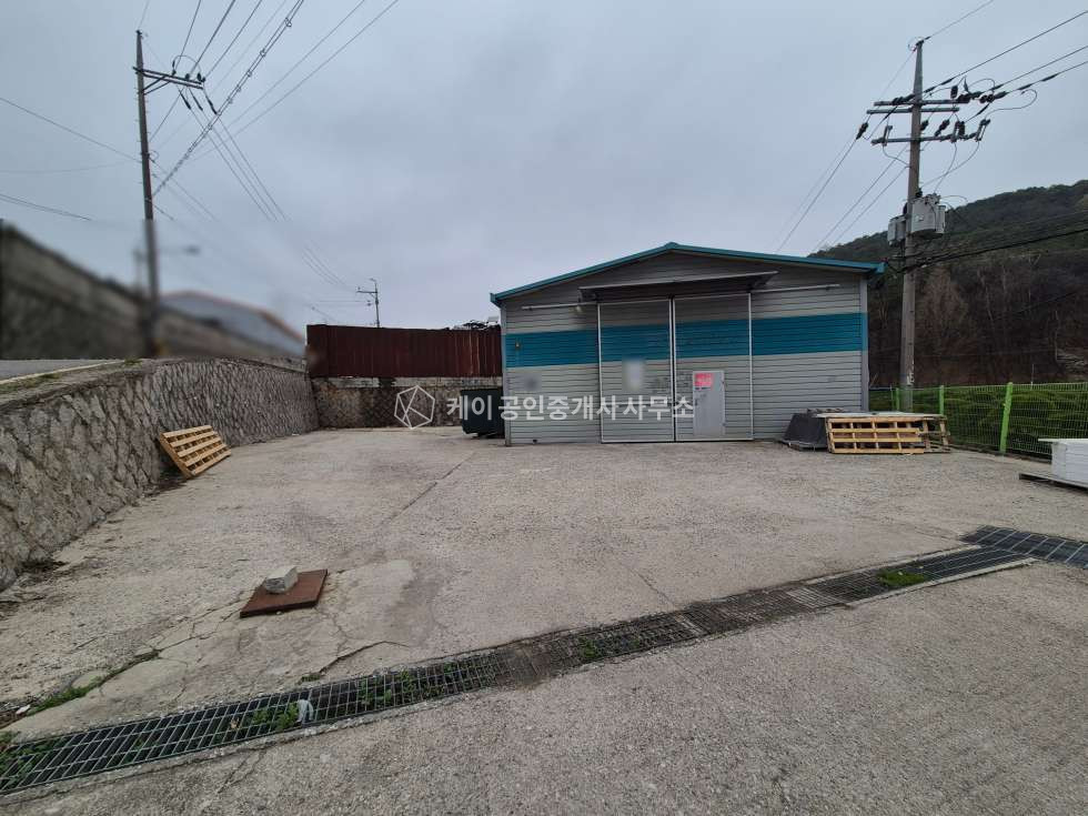 경기 고양일산동구 문봉동 72평2종근생제조창고,단독마당, 11톤가능, 사리현IC 6분 매매 매물번호 11925 사진 4