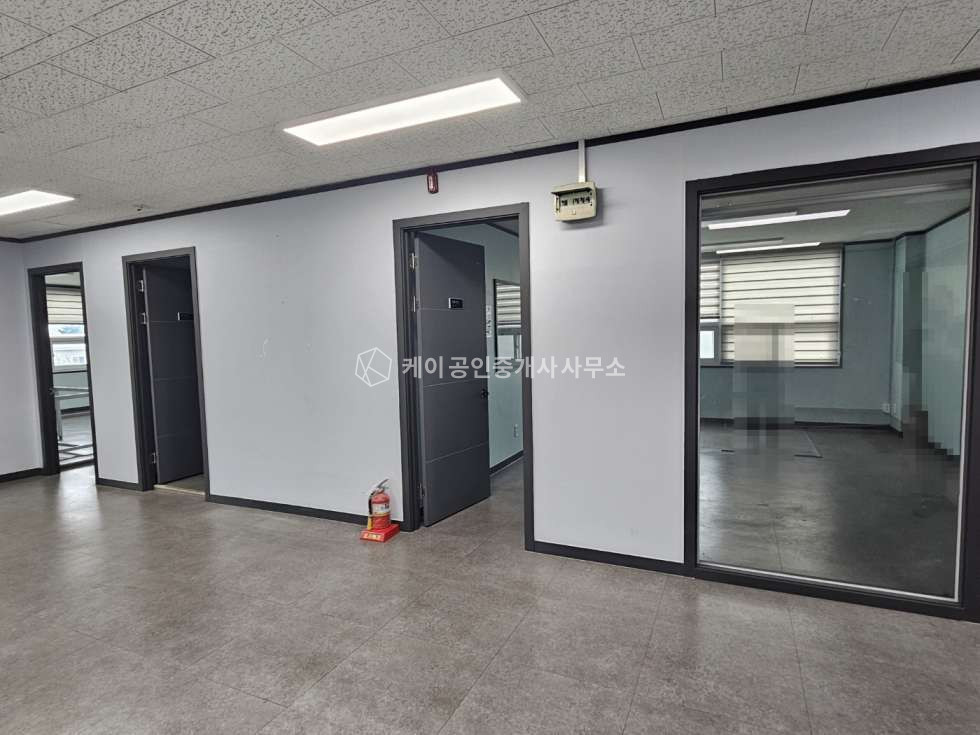 경기 고양일산서구 법곳동 2동 법곳동 이산포Ic 자유로인접, 관리잘된 창고, 40피트가능 월세 매물번호 10063 사진 7
