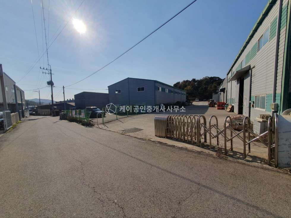 경기 김포시 대곶면 송마리 신축, 공장등록가능, 건75평+가설 약 110평, 전차량 진입가능 월세 매물번호 11273 사진 8