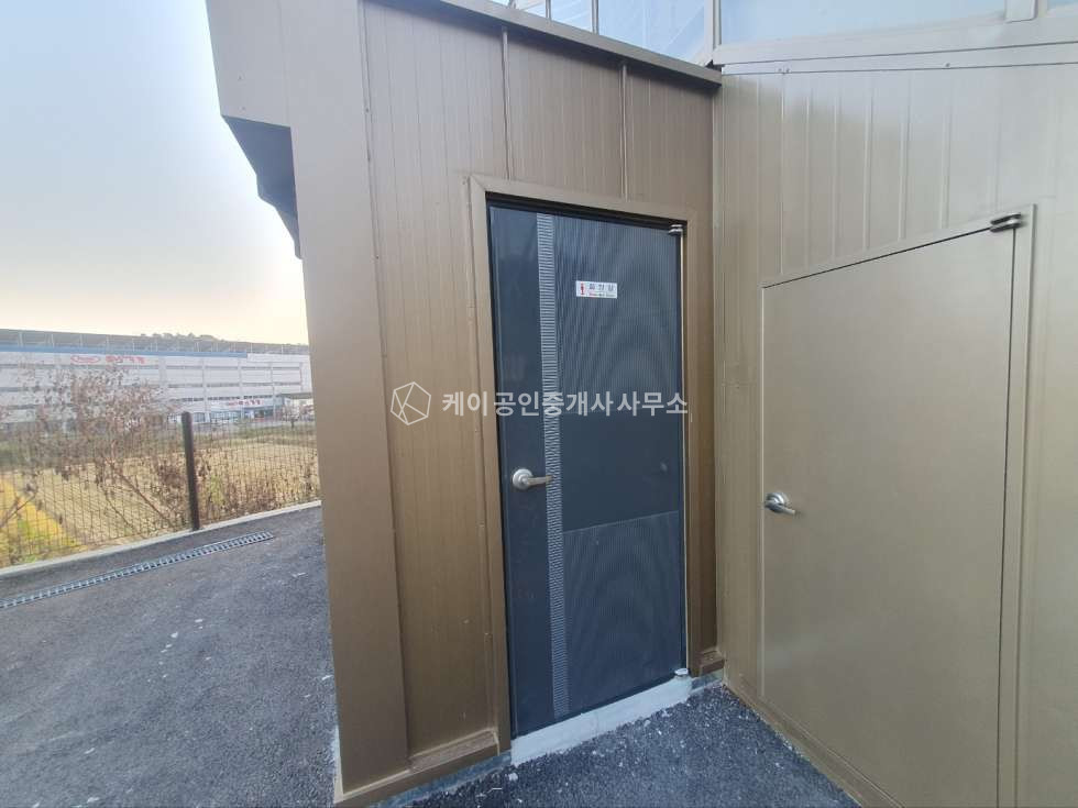 경기 김포시 월곶면 갈산리 가동 신축 2종근생 60평, 2층 추가임대 가능, 넓은 주차공간, 다양한 업종 추천 월세 매물번호 11239 사진 6