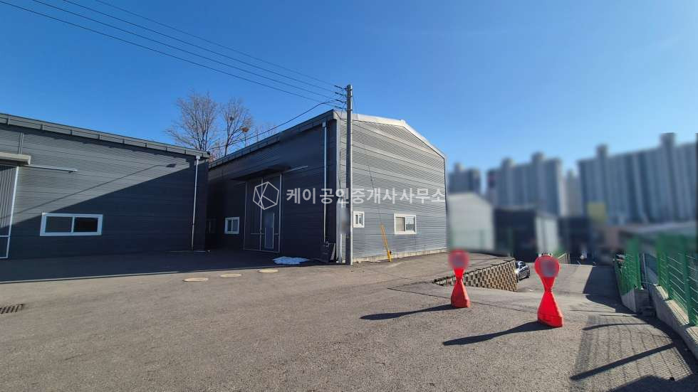 경기 고양일산서구 가좌동 1동 준신축 60평 일산창고, 대형차량가능, 내부화장실, 탑골IC5분,물류창고추천 월세 매물번호 11595 사진 4
