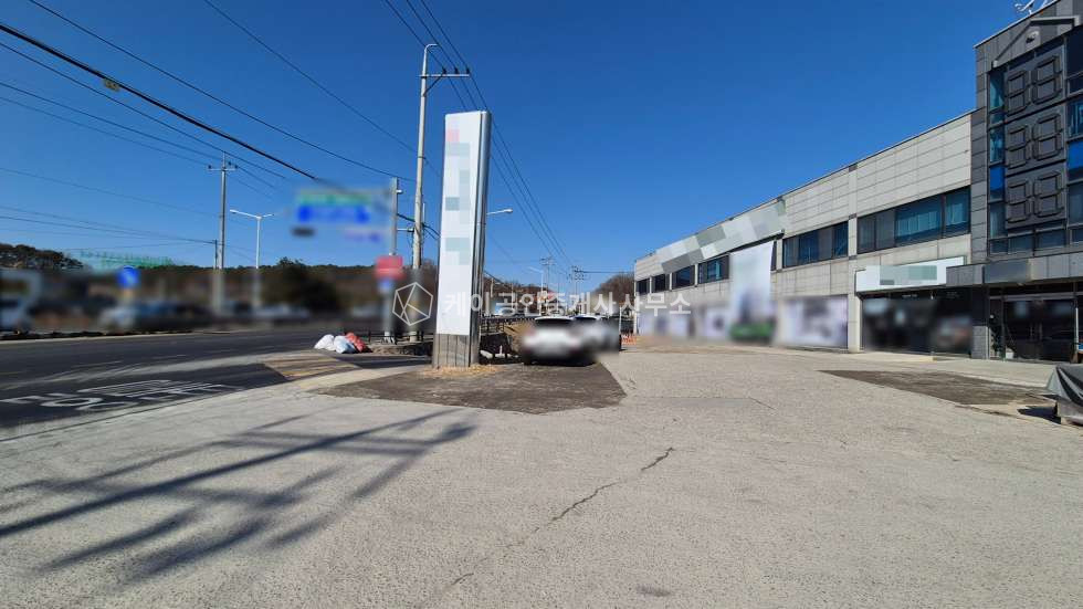 경기 고양덕양구 원흥동 4차선 도로접, 450평 사옥,성사IC 4분, 대형차량진입가능, 내부사무실,화장실 월세 매물번호 11546 사진 15