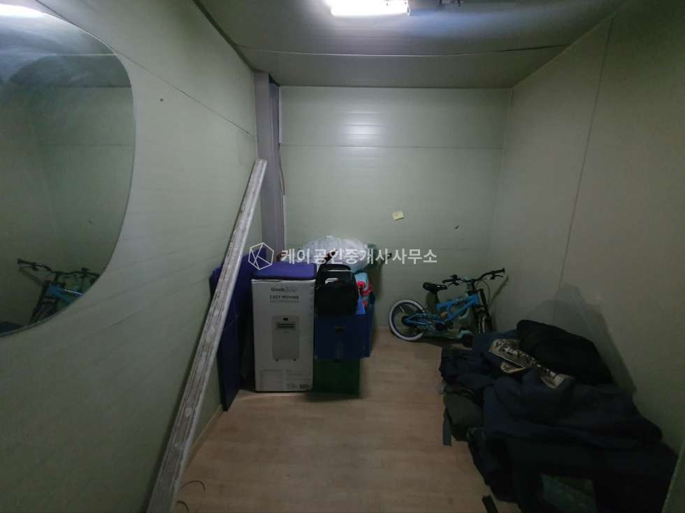 경기 고양일산동구 성석동 가동 59평, 내부복층, 내부사무실, 층고7m, 관리 잘된 저렴한 창고 월세 매물번호 11393 사진 7