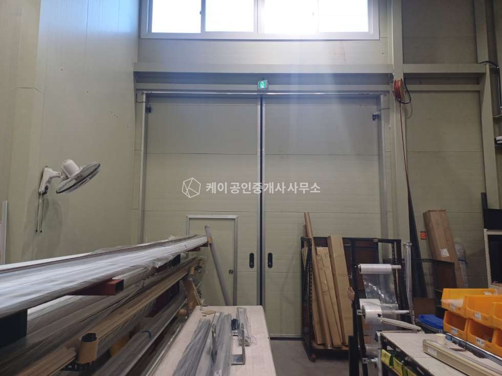 인천 서해구 가좌동 신축급 공장 사무실, 호이스트 3톤, 화물엘리베이터, 즉시입주(협의) 월세 매물번호 11387 사진 8