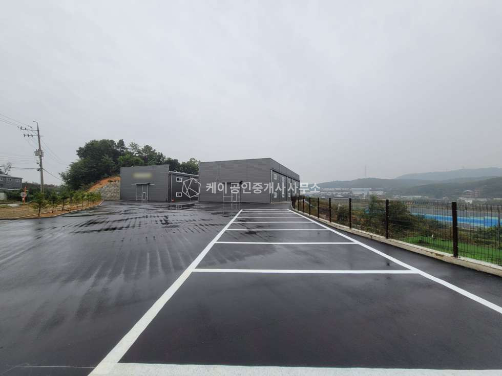 경기 파주시 월롱면 위전리 파주 연 400평 창고, 기둥없는 통건물 200평 2개동, 초대형 단독마당, 40피트 츄레라 회전가능, 월롱ic 2분, 경의중앙선 월롱역 이용가능 월세 매물번호 11326 사진 4