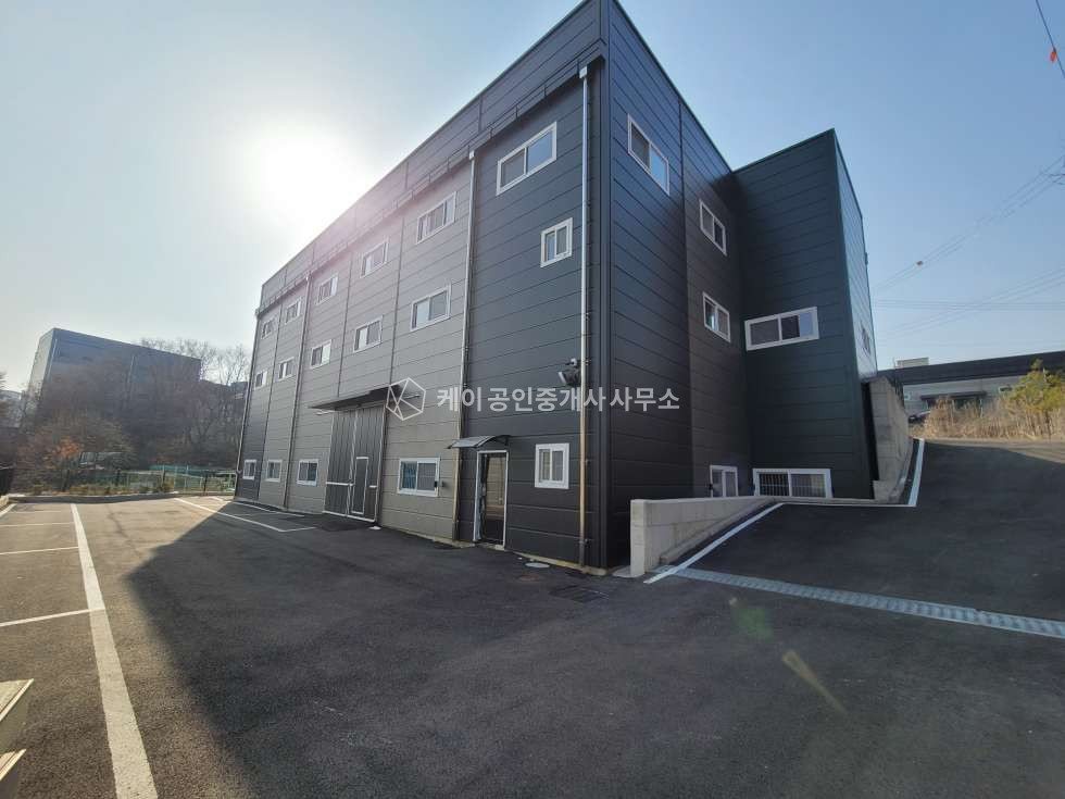 경기 파주시 문발동 가동 문발동 약 115평, 2종근생, 문발ic 5분, 위치,내부 컨디션 모두 최상, 주변 산업단지 출판단지 근접, 월세 매물번호 11008 사진 1