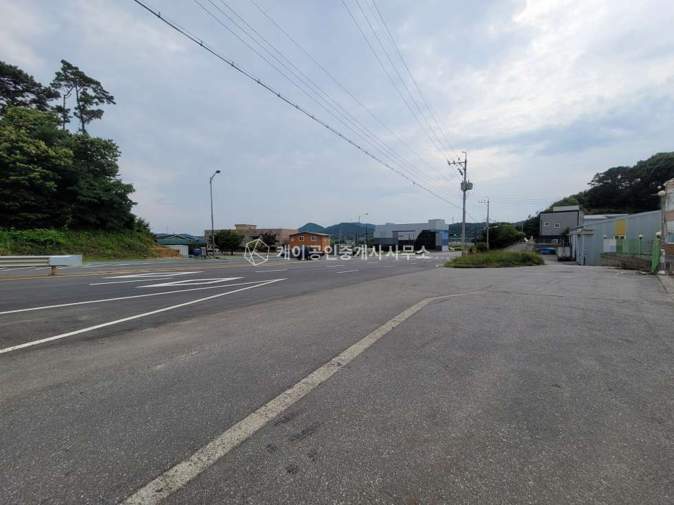경기 파주시 파주읍 봉암리 파주 연114평 공장, 월롱ic5분이내, 파주역앞 도보5분이내, 40피트츄레라 가능, 왕복4차선 도로 바로진입 월세 매물번호 11006 사진 13