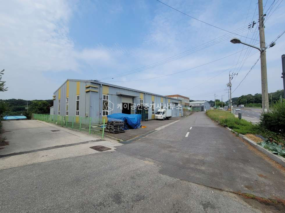 경기 파주시 파주읍 봉암리 파주 통150평, 월롱ic 5분이내, 파주역 도보 5분이내, 4차선도로변, 40피트 츄레라, 랙시설, 내부사무실 월세 매물번호 10998 사진 16
