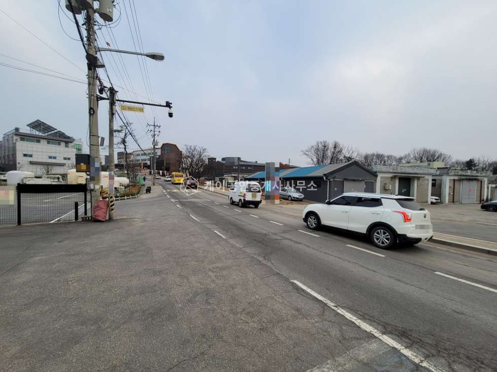 경기 파주시 연다산동 나동 연다산동 2차선 도로접, 1,2층 각 60평 공장, 츄레라 진입 월세 매물번호 10615 사진 8