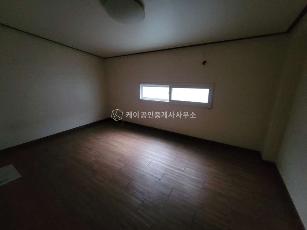 경기 파주시 연다산동 나동 연다산동 2차선 도로접, 1,2층 각 60평 공장, 츄레라 진입 월세 매물번호 10615 사진 12