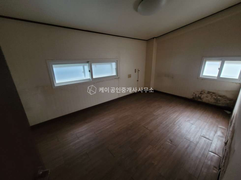 경기 파주시 연다산동 나동 연다산동 2차선 도로접, 1,2층 각 60평 공장, 츄레라 진입 월세 매물번호 10615 사진 14