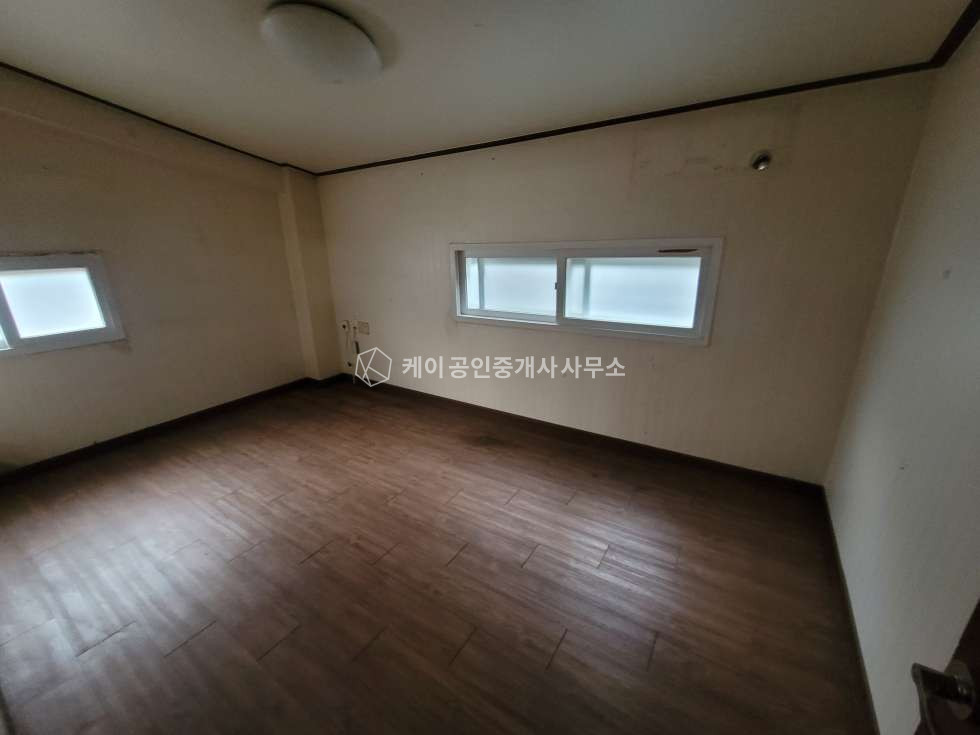 경기 파주시 연다산동 나동 연다산동 2차선 도로접, 1,2층 각 60평 공장, 츄레라 진입 월세 매물번호 10615 사진 15