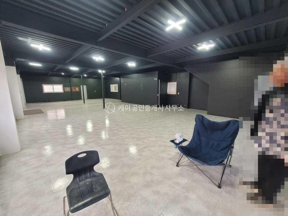 경기 파주시 연다산동 왕복2차선 도로 접 유동차량 항상 많은 근생건물, 광고효과 좋은 상가, 자유로 문발ic 5분 월세 매물번호 10613 사진 3