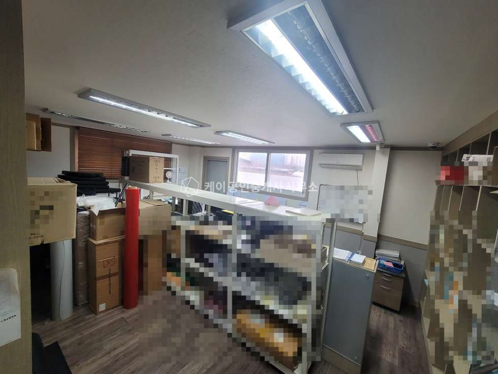 경기 고양일산동구 백석동 1동 백석동 63평 근생, 제2자유로 신평ic 1분, 백석역 3분, 2차선 도로변, 하수직관, 가시성 광고효과 좋은 창고 월세 매물번호 10593 사진 7