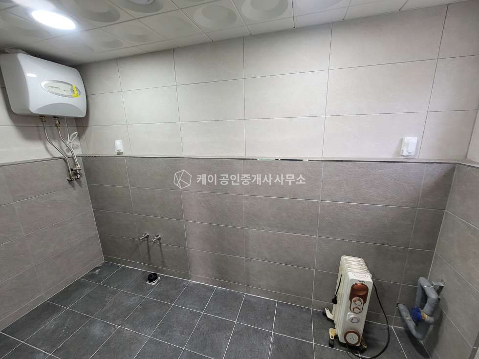 경기 파주시 조리읍 오산리 3동 조리읍 160평, 층고 10m, 40피트 츄레라 가능, 왕복4차선, 교차로 앞, 금촌ic 10분이내 월세 매물번호 10661 사진 6