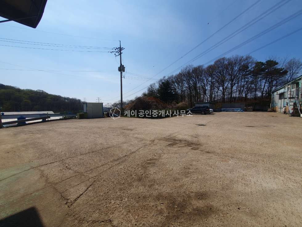 경기 김포시 양촌읍 학운리 공장 급매! 넓은 단독마당, 가설 포함 실 사용면적 약 400평 매매 매물번호 11955 사진 10