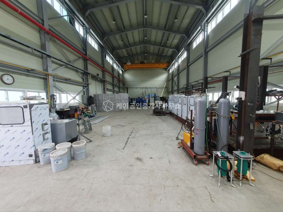 경기 김포시 양촌읍 학운리 주건축물제1동 고급자재로 건축된 공장, 연820평,200kw, 호이스트 3기 매매 매물번호 11962 사진 3