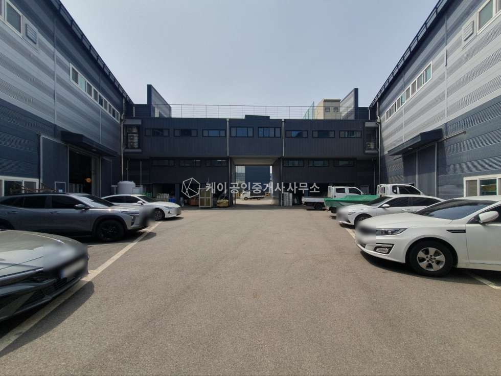경기 김포시 양촌읍 학운리 주건축물제1동 고급자재로 건축된 공장, 연820평,200kw, 호이스트 3기 매매 매물번호 11962 사진 8
