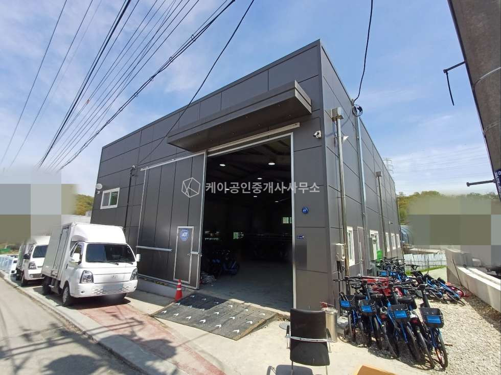경기 시흥시 화정동 대지 392평, 연면적 180평, 마당 매우 넓은 공장 창고, 하수직관, 명도 협의 매매 매물번호 11966 사진 2