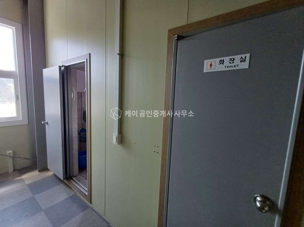 경기 안산단원구 화정동 주차 널널한 공장 창고, 대지 253평, 연면적 287평, 컨베이어 밸트 1,2층 연결 매매 매물번호 11967 사진 6