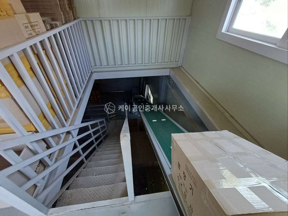 경기 안산단원구 화정동 주차 널널한 공장 창고, 대지 253평, 연면적 287평, 컨베이어 밸트 1,2층 연결 매매 매물번호 11967 사진 15