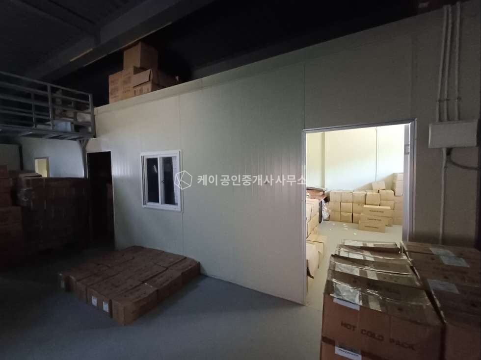 경기 안산단원구 화정동 주차 널널한 공장 창고, 대지 253평, 연면적 287평, 컨베이어 밸트 1,2층 연결 매매 매물번호 11967 사진 17