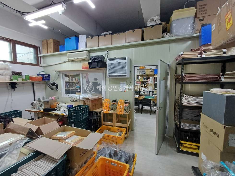 경기 시흥시 광석동 식품유통창고, 지하층 차량 접안, 연면적 256평, 주거도 가능. 매매 매물번호 11970 사진 14