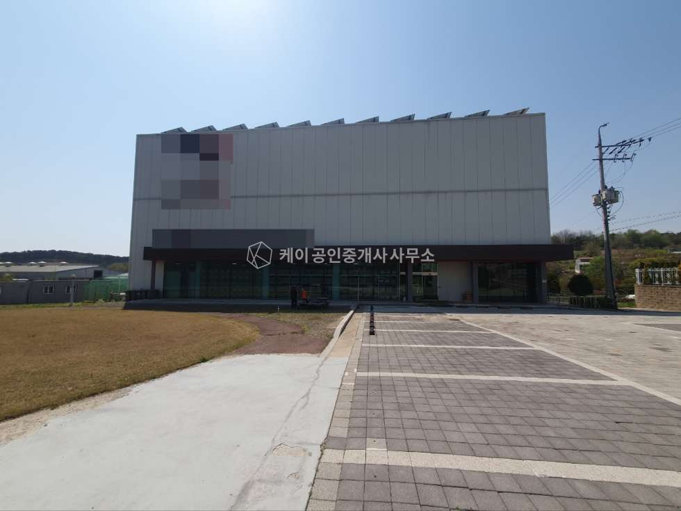 경기 김포시 통진읍 마송리 사옥 추천, 정원같은 드넓은 마당, 기숙사, 식당, 주차공간 확보 매매 매물번호 11978 사진 1