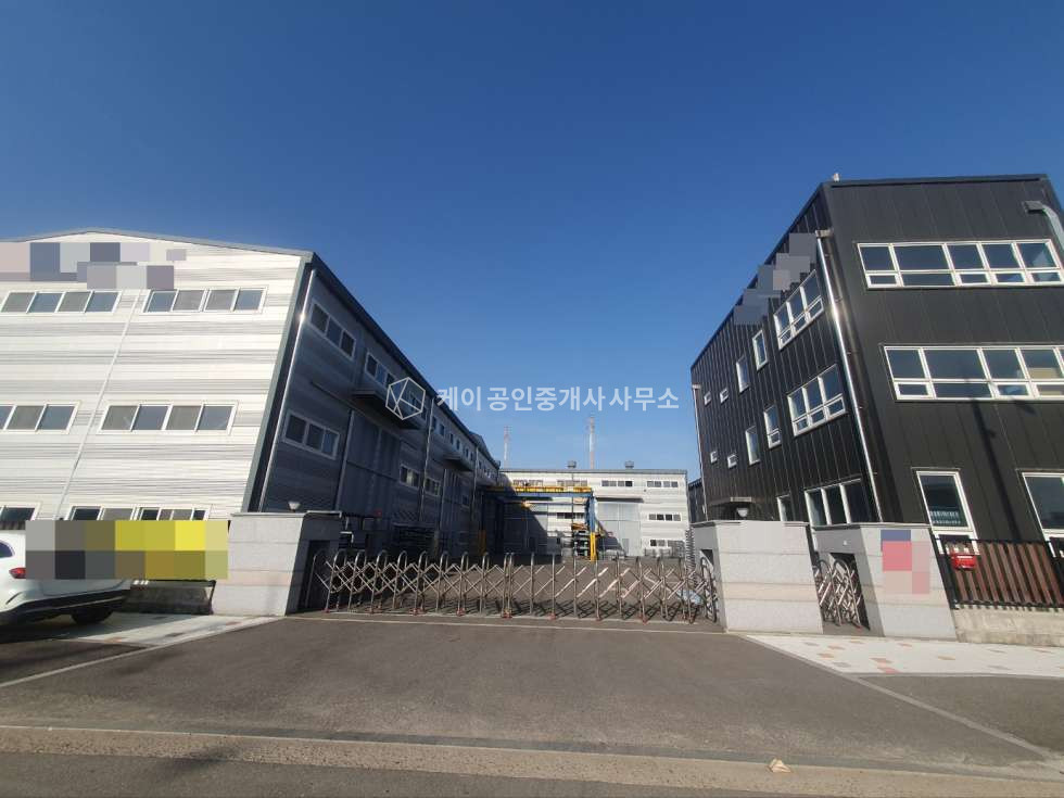 경기 김포시 양촌읍 학운리 공장 196평+192평+사무동, 호이스트o, 200kw, 층고 15.1m, 11.27m 월세 매물번호 11710 사진 1