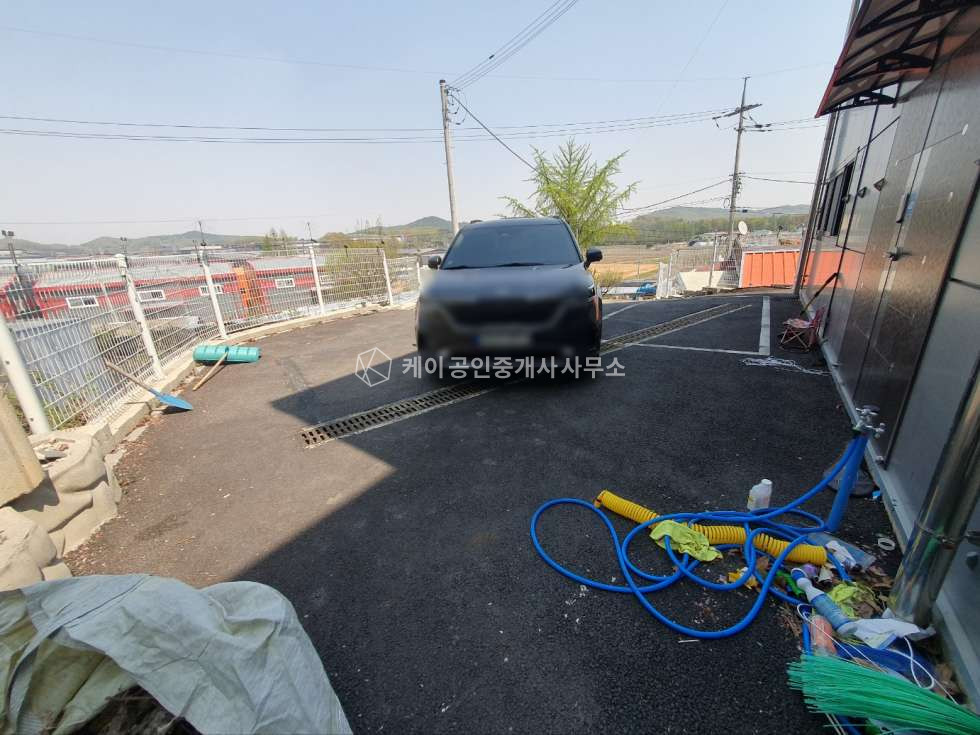 경기 김포시 통진읍 고정리 1동 2종근생, 연면적 57평, 내외부 신축급 컨디션, 사무실, 소형제조장등 매매 매물번호 11980 사진 7