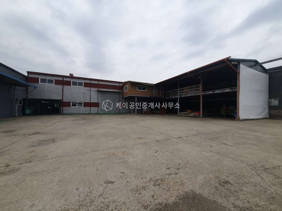 경기 김포시 월곶면 군하리 가동 2종근생, 호이스트o, 넓은 단독마당, 4차선 도로 초인접, 즉시입주 가능 매매 매물번호 11984 사진 2