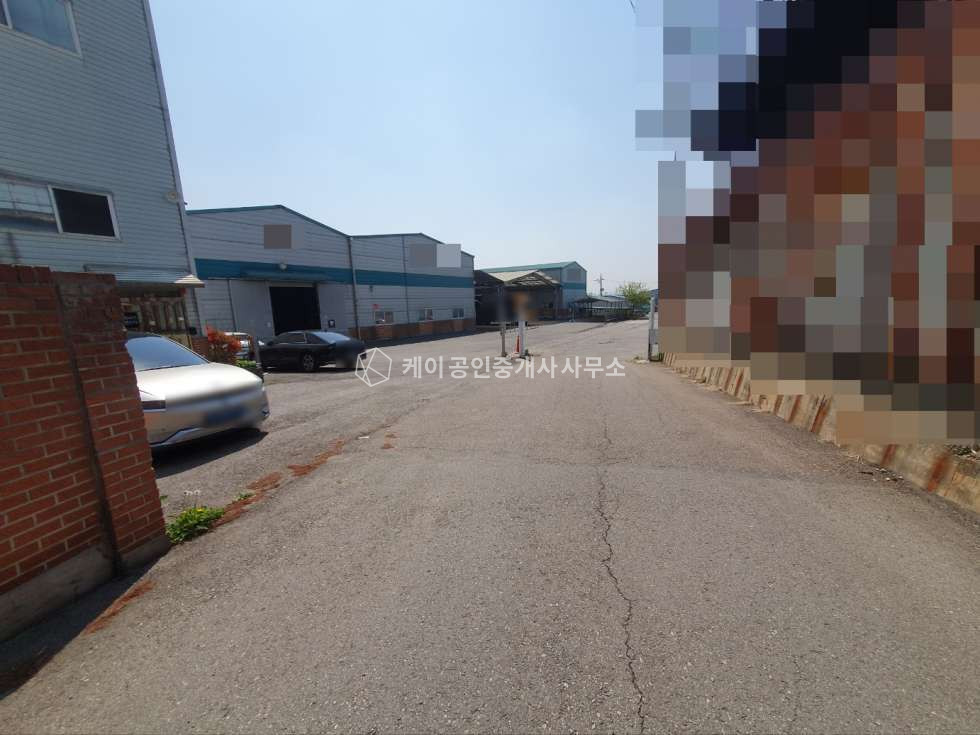 경기 김포시 하성면 원산리 공장, 실사용면적 758평, 추레라가능, 현 세입자 인수조건 매매 매물번호 11987 사진 4