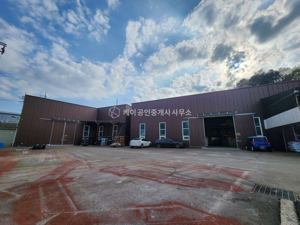 경기 파주시 탄현면 낙하리 탄현산업단지 인근 사옥형 제조공장 통매매, 연면적 512평+가설, 자유로 낙하ic 2km위치, 토지분할매매, 통임대가능 문의 매매 매물번호 12000 사진 4