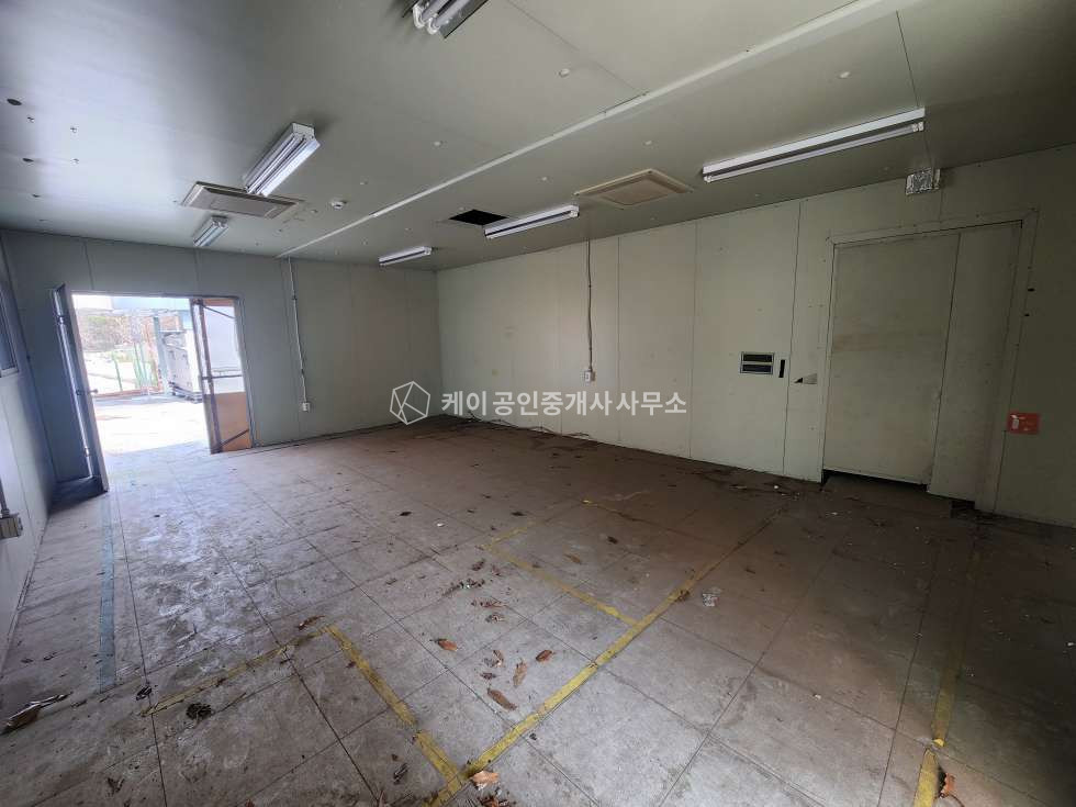 경기 화성만세구 양감면 송산리 화성 향남ic 1분, 클린룸 완비한 단독공장, 연면적 약 1383평 공장, 넓은단독마당, 고전력, 2차선 도로접 월세 매물번호 11928 사진 12