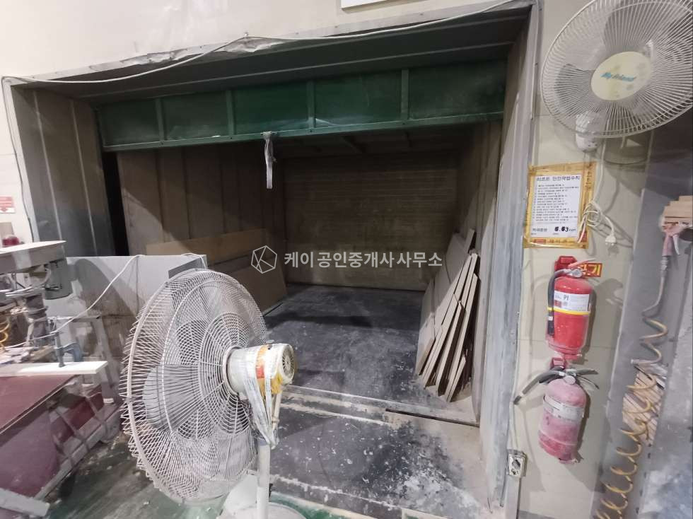 경기 김포시 양촌읍 학운리 연면적 597평, 학운산단 인근, 가구 공장, 집진설비, 화물승강기 매매 매물번호 12014 사진 15