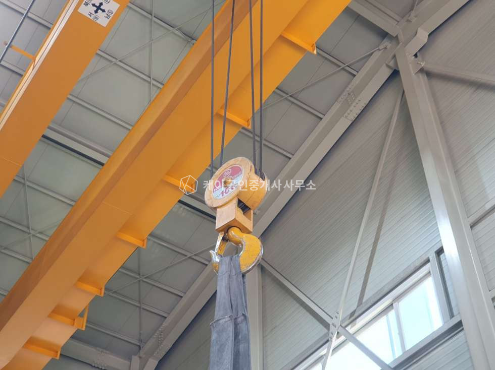 경기 김포시 양촌읍 학운리 학운산단내 공장, 호이스트 10톤,5톤 총2기, 250kw 매매 매물번호 12018 사진 3