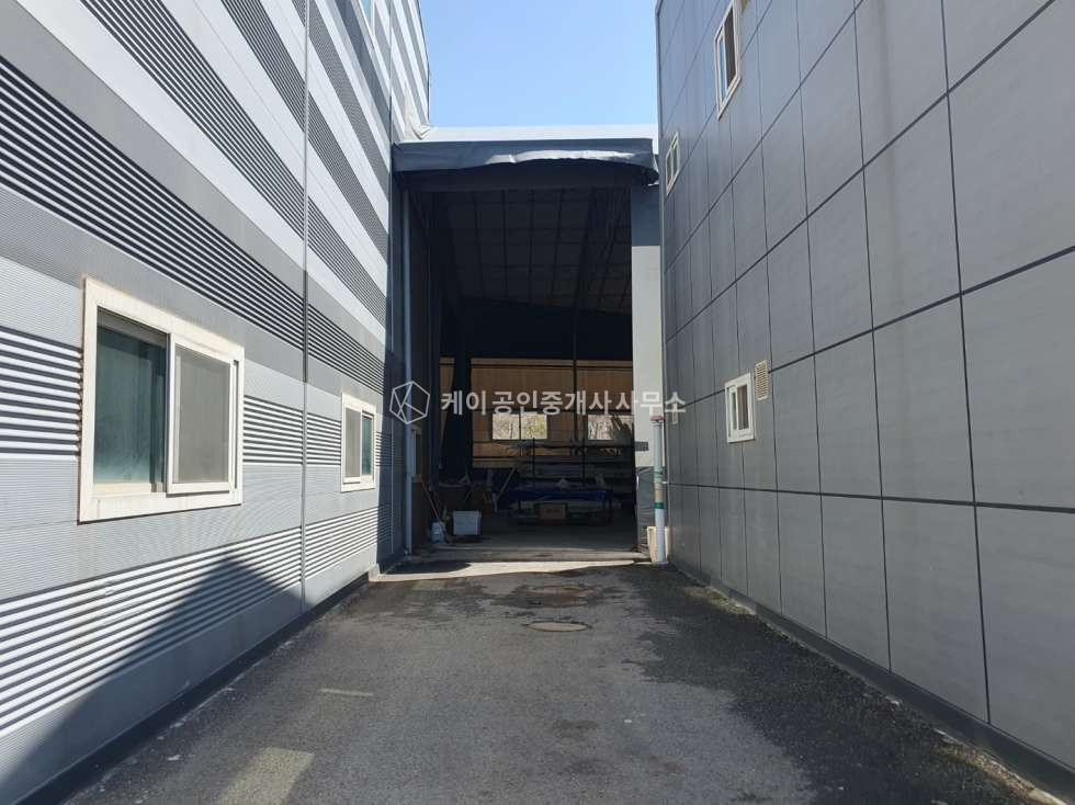 경기 김포시 통진읍 옹정리 공장, 연400평+가설400평, 호이스트o, 추레라 가능, 200kw 매매 매물번호 11908 사진 8