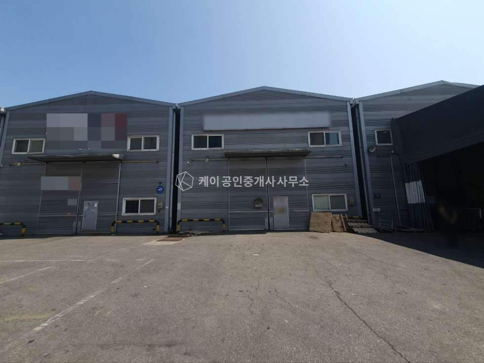 경기 김포시 양촌읍 학운리 D동 학운산단내 공장 108평, 전차량 진입가능, 빠른입주 가능 월세 매물번호 11835 사진 1