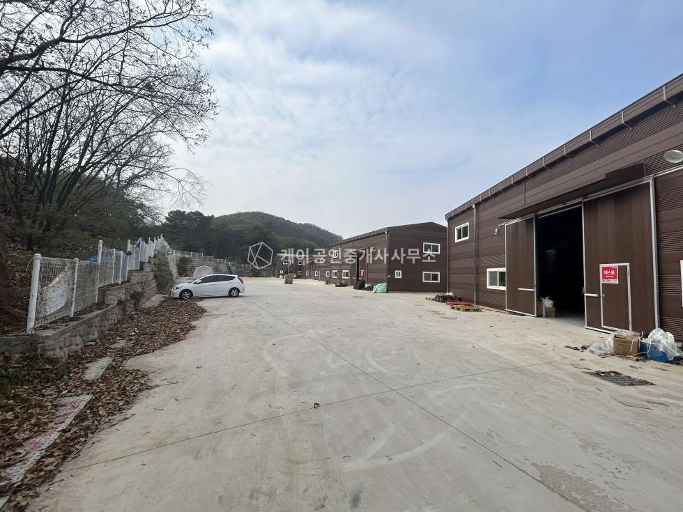 경기 고양일산동구 문봉동 주건축물제1동 문봉동 269P (54p x 5) 단독마당 1,2종근생 창고 월세 매물번호 10496 사진 2