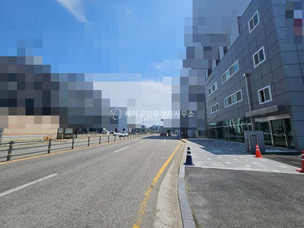 경기 김포시 양촌읍 학운리 학운산단내 귀한 물류창고, 사옥느낌, 광고효과 최상, 사무동 월세 매물번호 11055 사진 16