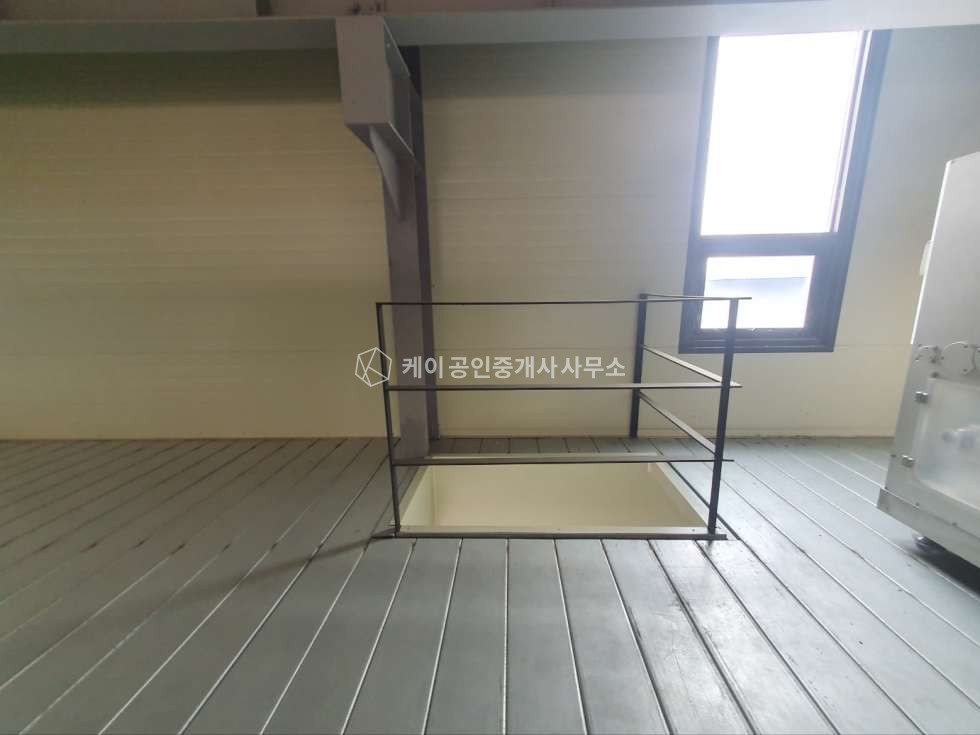 경기 김포시 하성면 전류리 가동 2종근생, 1층81평+2층 81평, 리프트 설치예정, 여유로운 공동마당 월세 매물번호 11913 사진 5