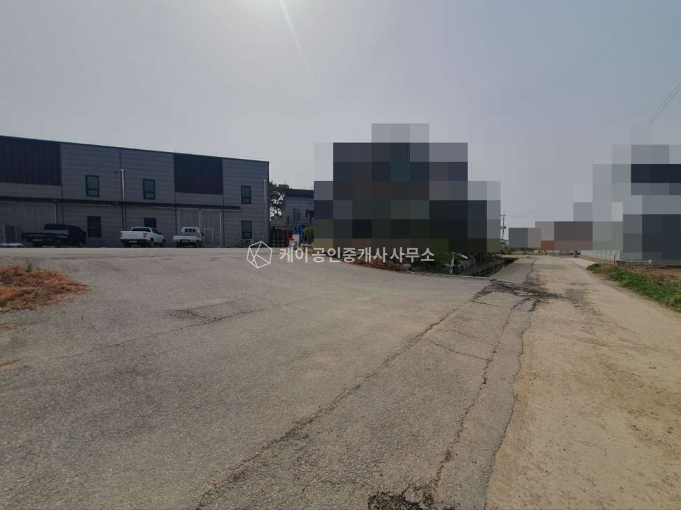 경기 김포시 하성면 전류리 가동 2종근생, 1층81평+2층 81평, 리프트 설치예정, 여유로운 공동마당 월세 매물번호 11913 사진 7