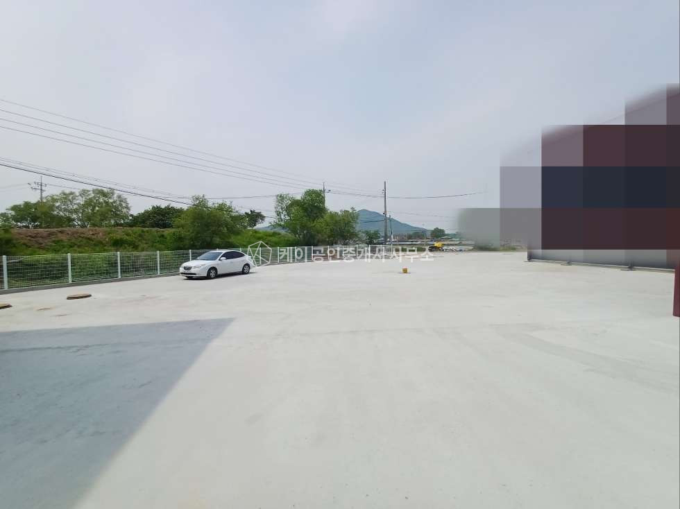 경기 김포시 월곶면 갈산리 대지 978평, 건축 120평+가설300평, 25년 5월 준공 예정, 창고 및 근생 시설, 도로변 접함 매매 매물번호 12060 사진 9