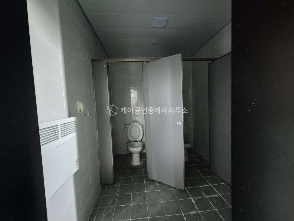 경기 양주시 회암동 658평 대형창고, 전차량 진입가능, 2차선접, 옥정IC8분, 양주IC 10분,사무동 월세 매물번호 12059 사진 11