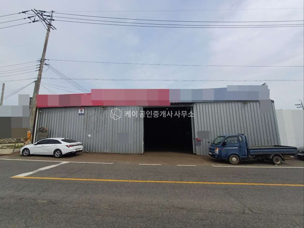 경기 김포시 대곶면 율생리 대곶ic 1.5km, 2차선 도로변, 대지 346p, 건축 130p, 40피ft트레일러 진입 매매 매물번호 12061 사진 1