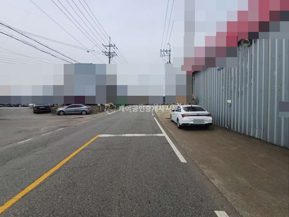 경기 김포시 대곶면 율생리 대곶ic 1.5km, 2차선 도로변, 대지 346p, 건축 130p, 40피ft트레일러 진입 매매 매물번호 12061 사진 16